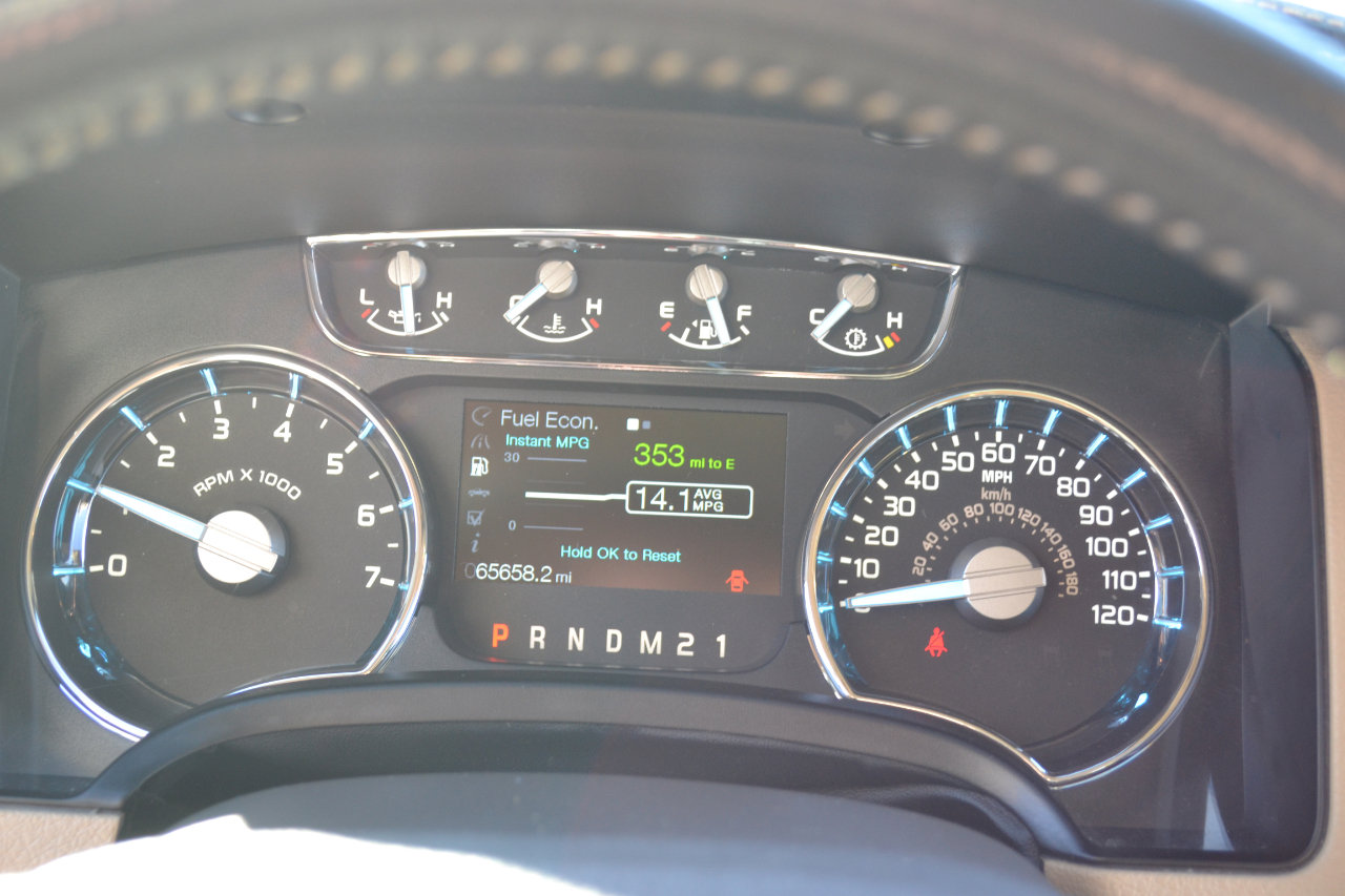 Used 2011 Ford F150 Lariat w/ Lariat Chrome Pkg image 13