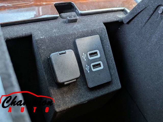 Used 2017 Lincoln Navigator Select image 29