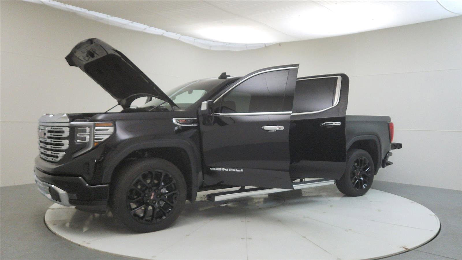 Used 2025 GMC Sierra 1500 Denali w/ Denali Reserve Package image 10