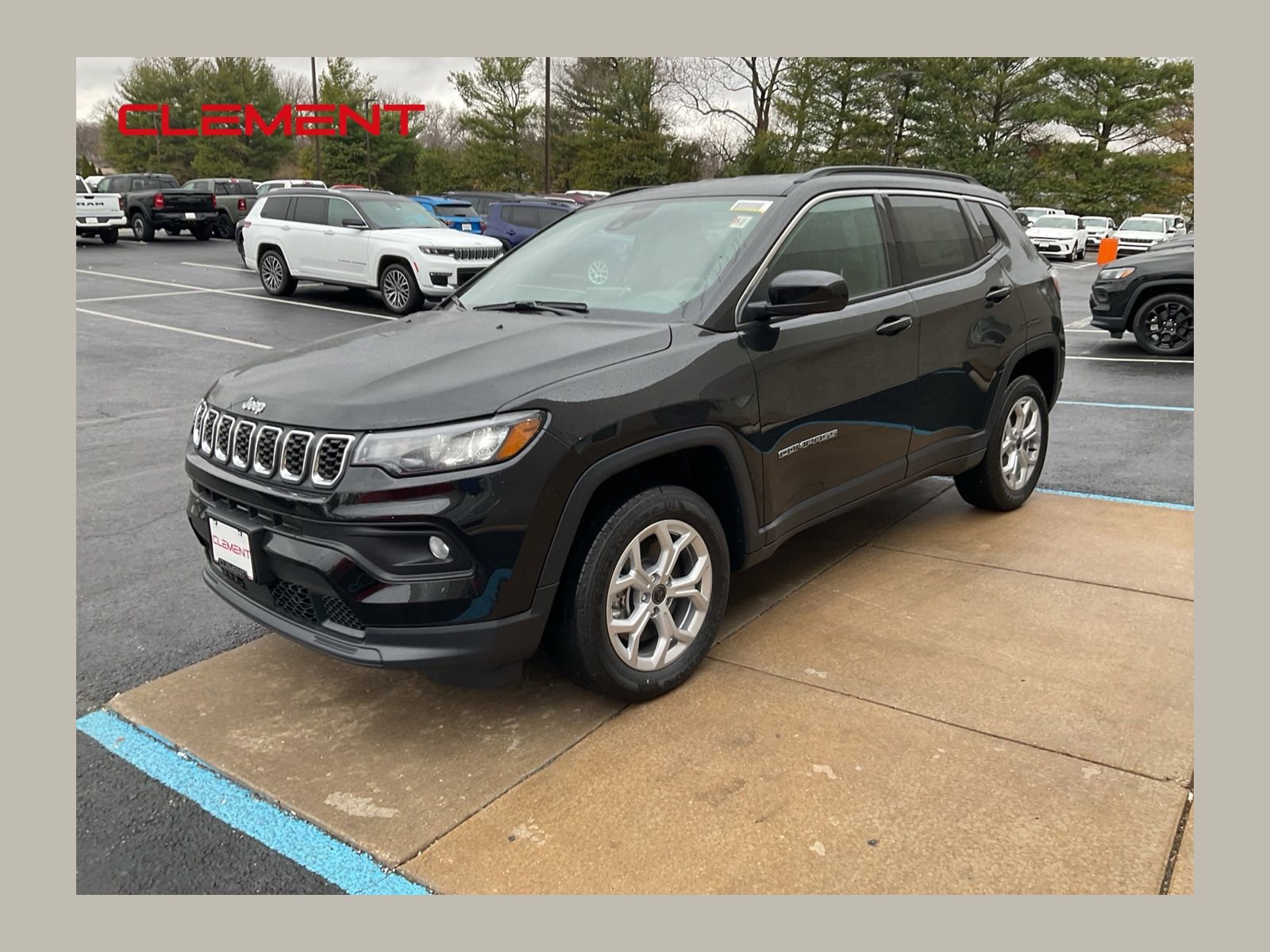 New 2026 Jeep Compass Latitude image 1