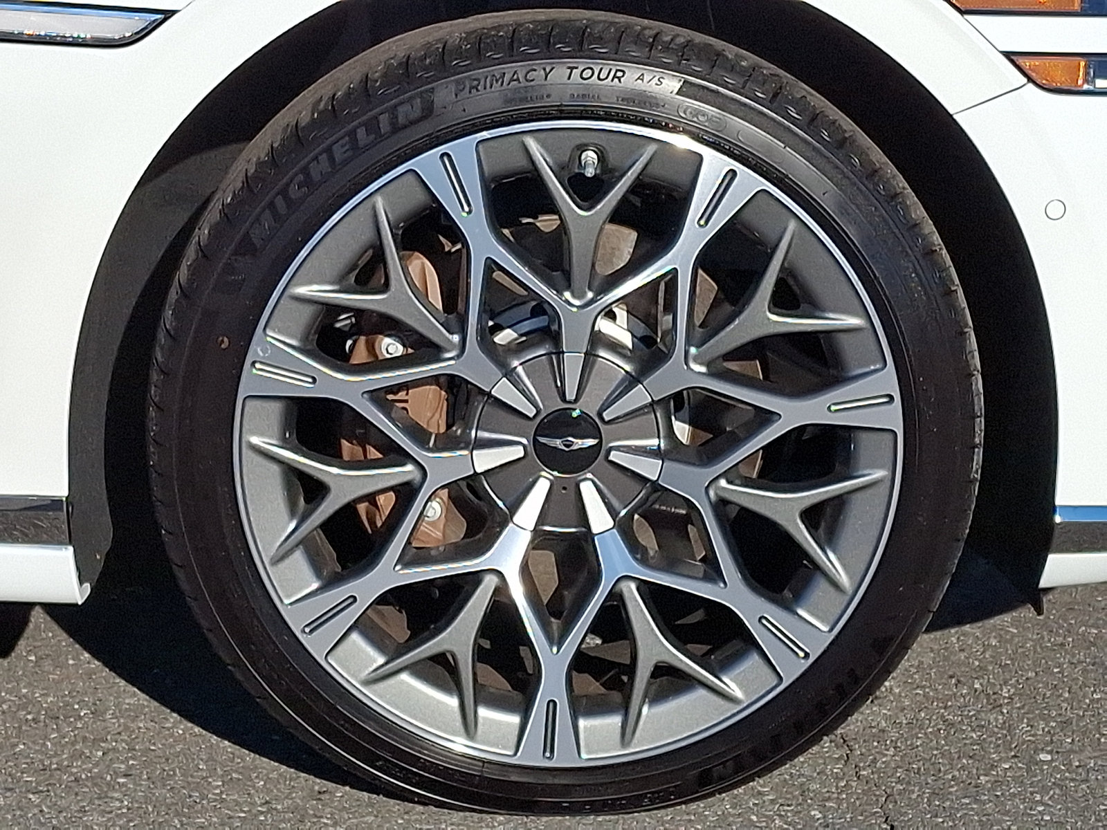 Certified 2026 Genesis G90 3.5T AWD/4WD image 8