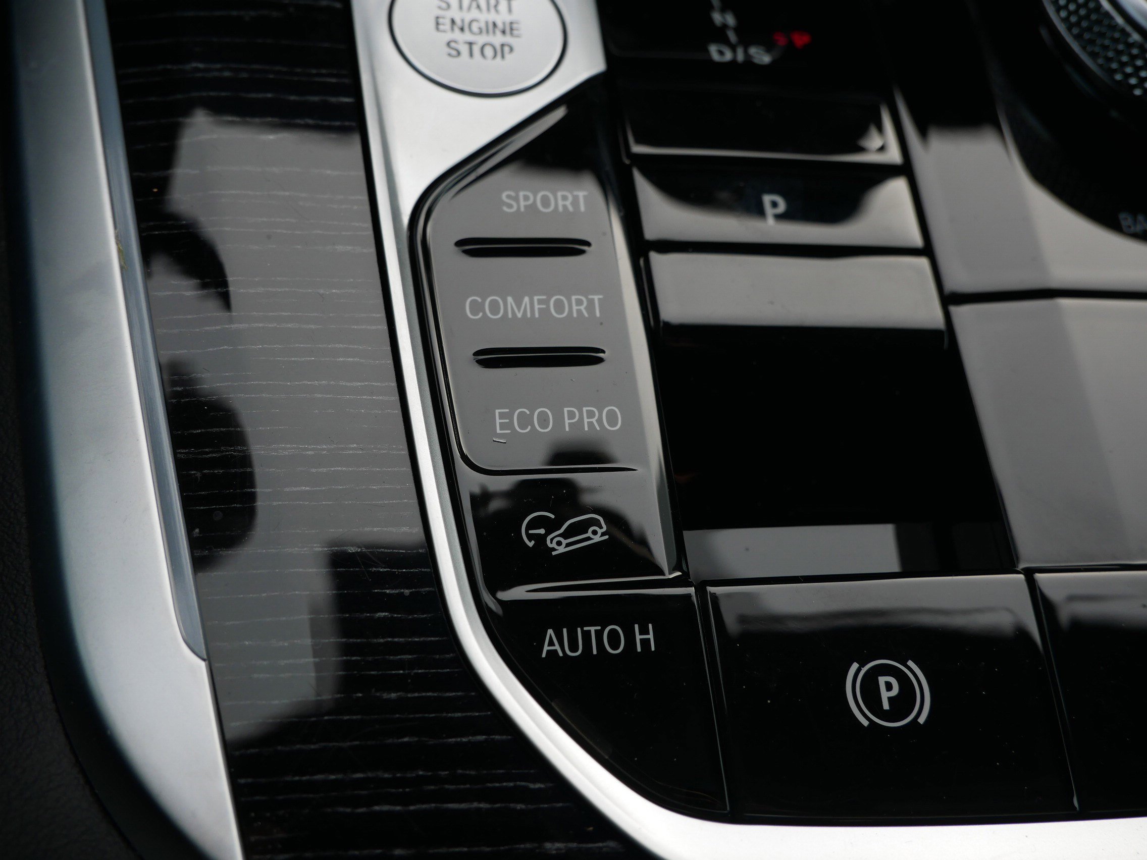 Used 2026 BMW X5 xDrive40i w/ M Sport Package image 31