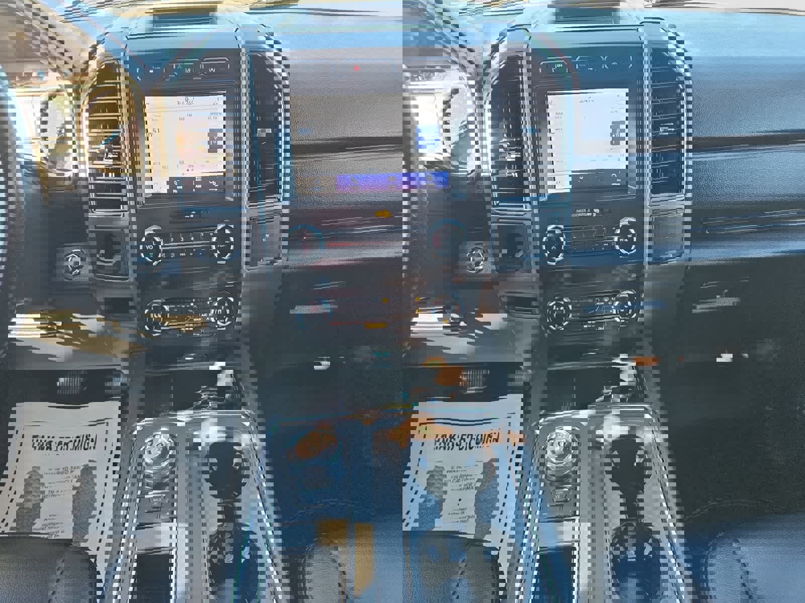 Used 2021 Ford Expedition XLT image 11