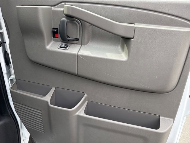 Used 2023 Chevrolet Express 2500 w/ Driver Convenience Package image 12