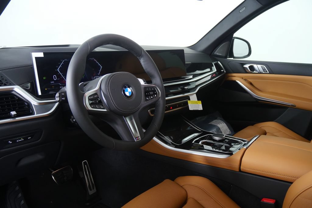 Used 2026 BMW X5 sDrive40i w/ M Sport Package RWD image 13