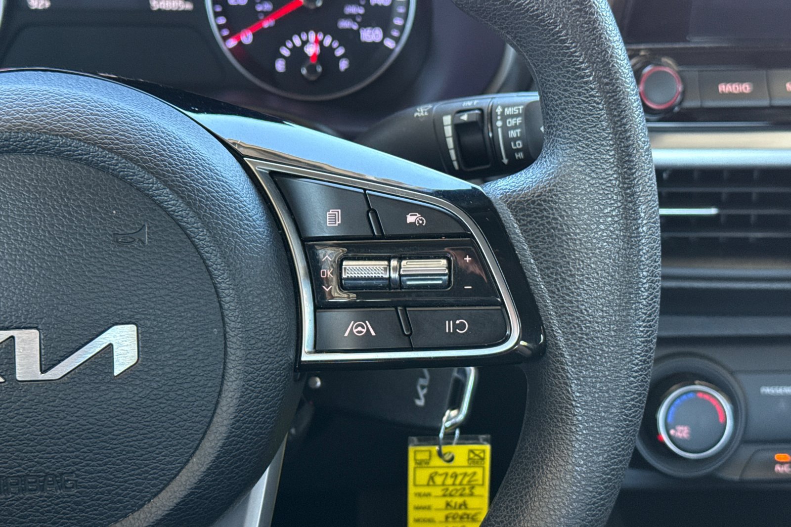 Used 2023 Kia Forte LXS FWD image 33