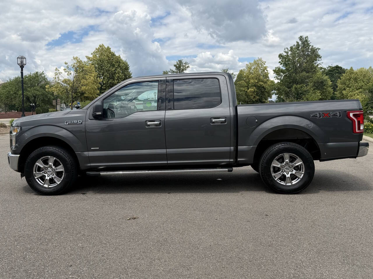Used 2015 Ford F150 XLT w/ Equipment Group 302A Luxury AWD/4WD image 7