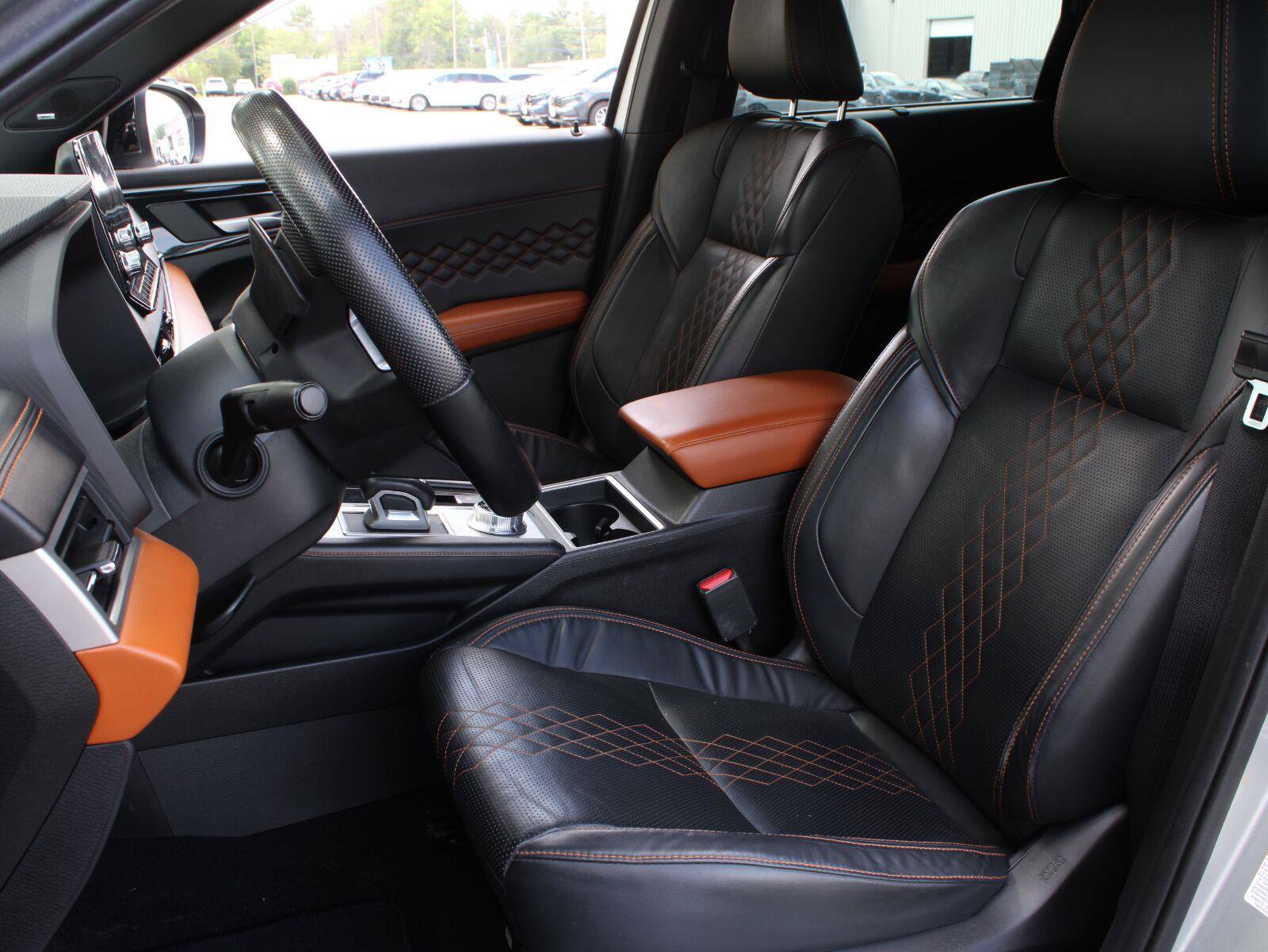 Used 2022 Mitsubishi Outlander SEL AWD/4WD image 18