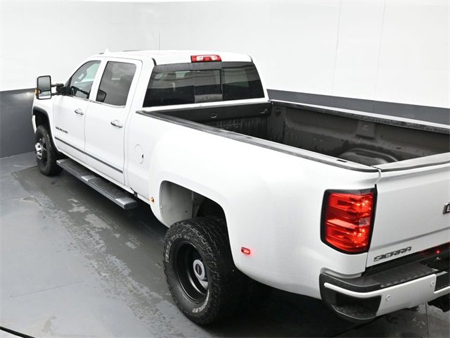 Used 2018 GMC Sierra 3500 Denali w/ Duramax Plus Package image 37