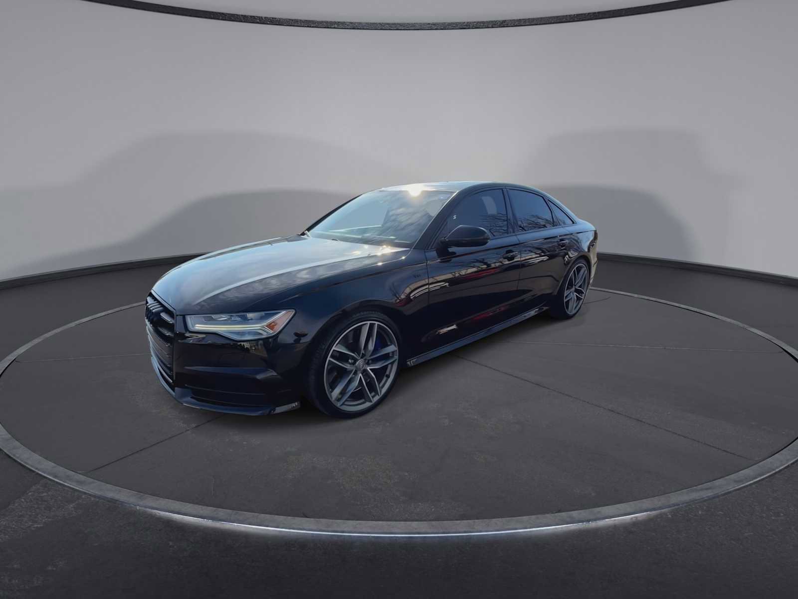 Used 2016 Audi S6 Prestige w/ Prestige Package image 4