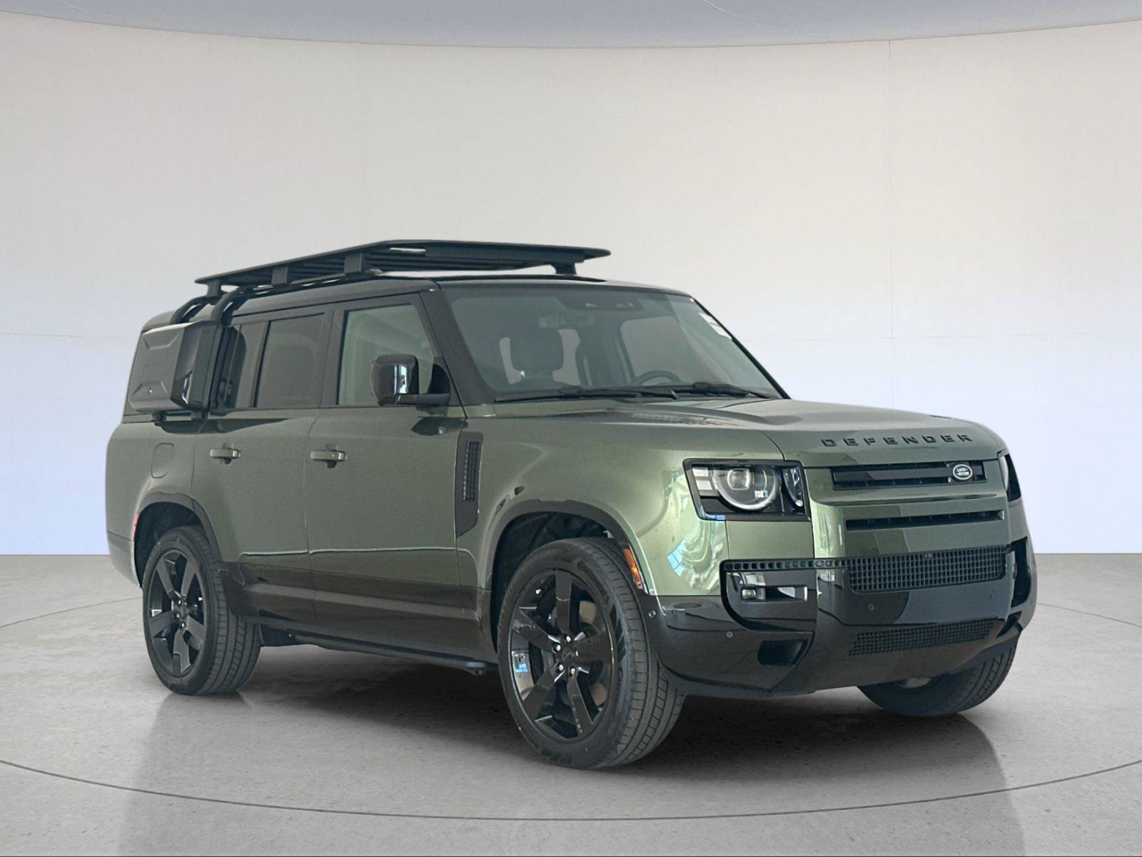New 2026 Land Rover Defender 130 X-Dynamic SE AWD/4WD image 8