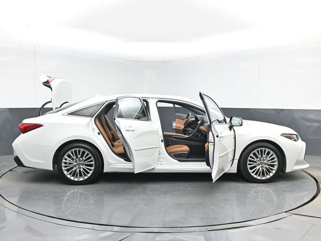 Used 2020 Toyota Avalon Limited w/ Advanced Safety Package FWD image 52