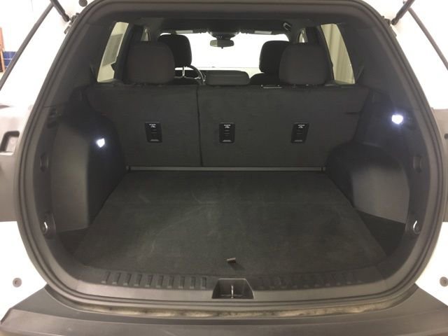 Used 2025 GMC Terrain Elevation image 14