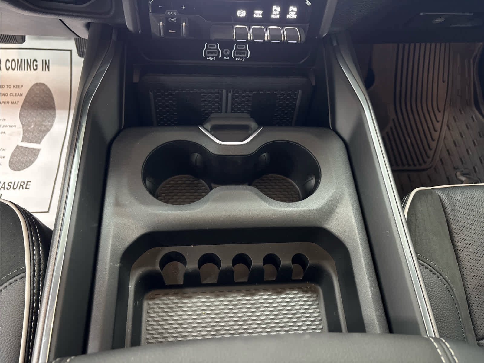 New 2026 RAM 2500 Laramie w/ Night Edition image 18