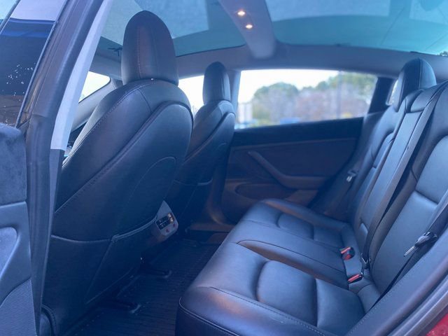 Used 2018 Tesla Model 3 Long Range image 8