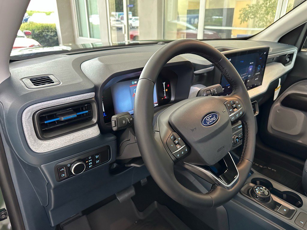 New 2025 Ford Maverick XLT w/ XLT Luxury Package image 20
