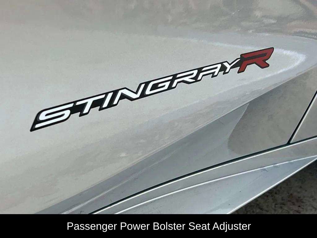 Used 2023 Chevrolet Corvette Stingray Premium Conv w/ Z51 Performance Package image 32