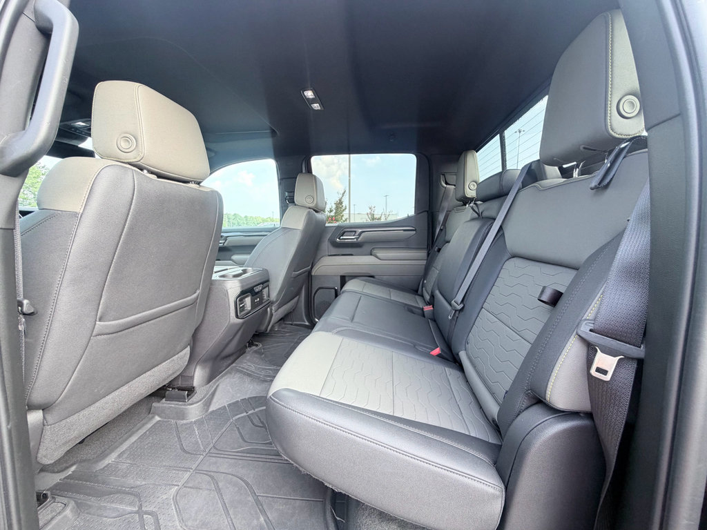Used 2024 Chevrolet Silverado 1500 ZR2 AWD/4WD image 27