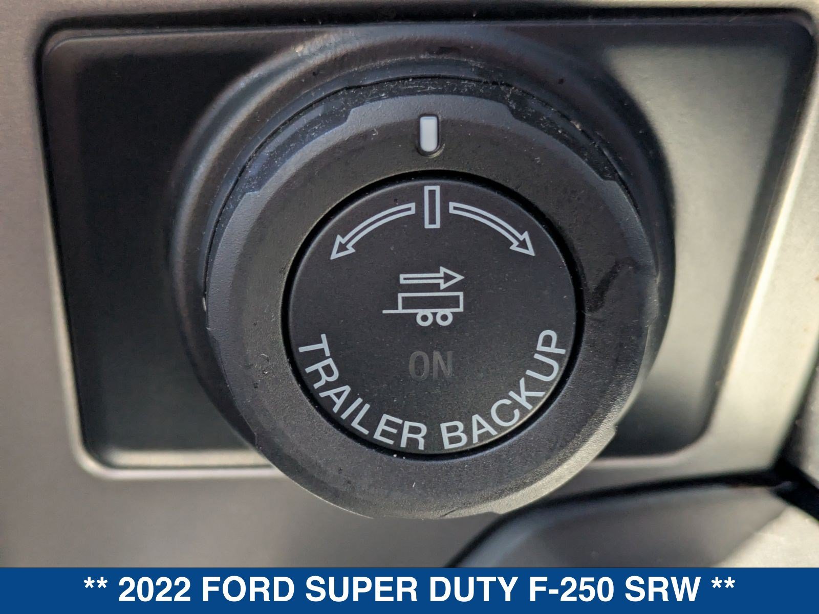 Certified 2022 Ford F250 Lariat w/ Tremor Off-Road Package AWD/4WD image 36