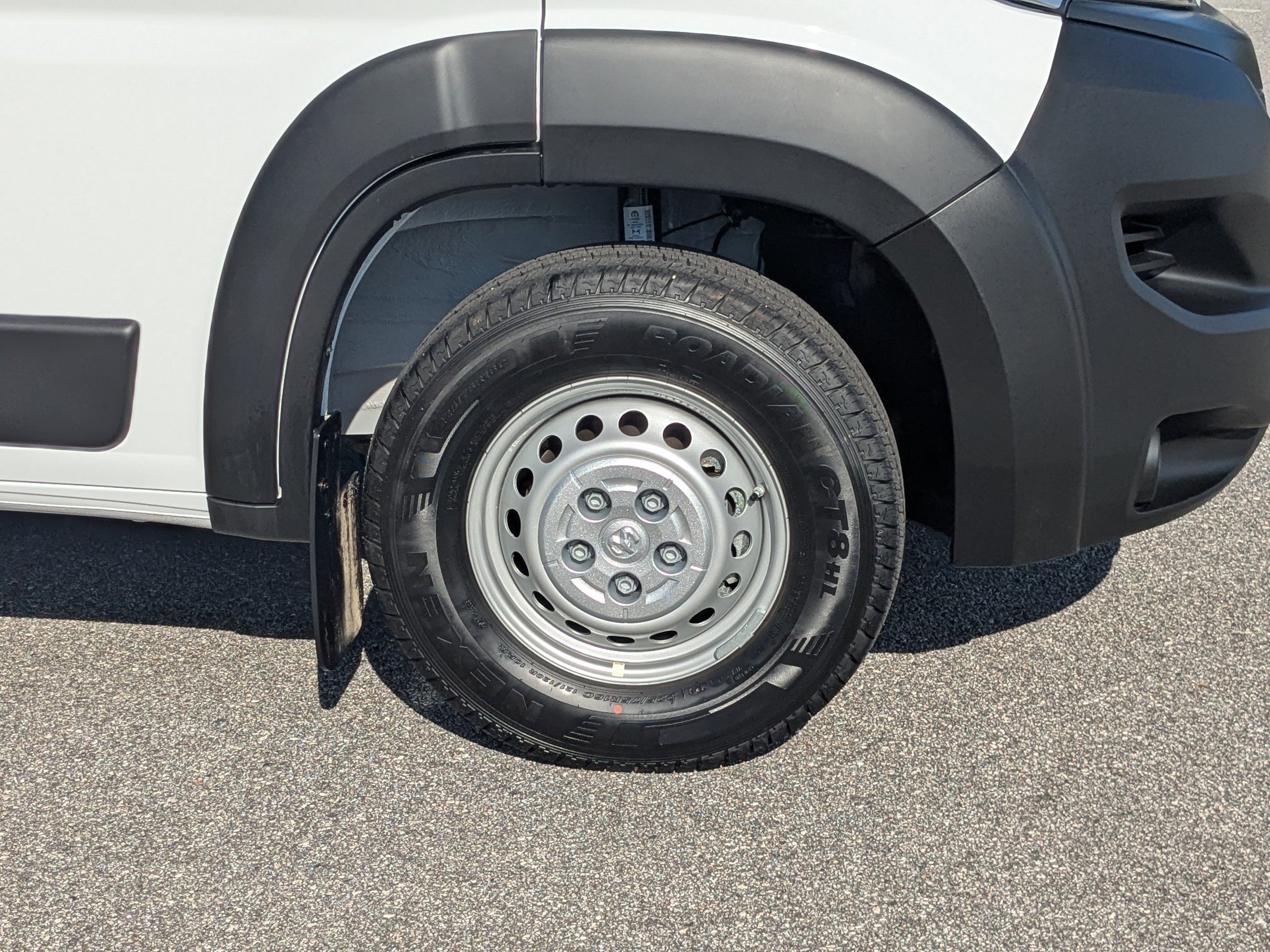 New 2026 RAM ProMaster 3500 w/ Convenience Group FWD image 11