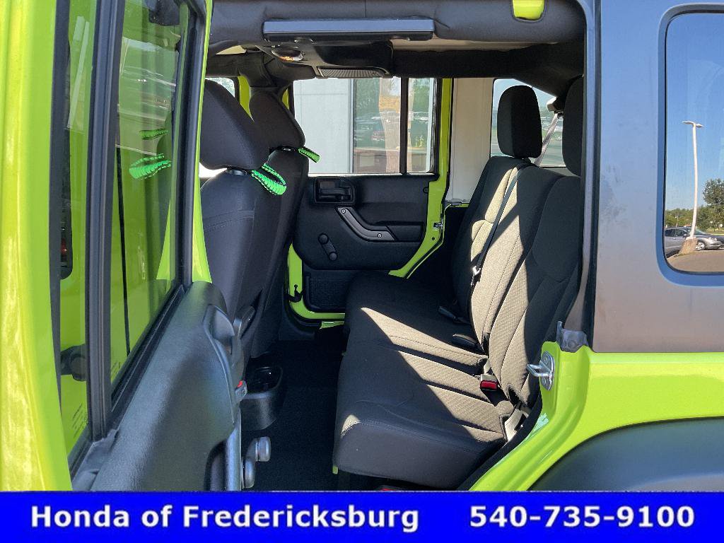 Used 2016 Jeep Wrangler Unlimited Sport w/ Connectivity Group AWD/4WD image 24
