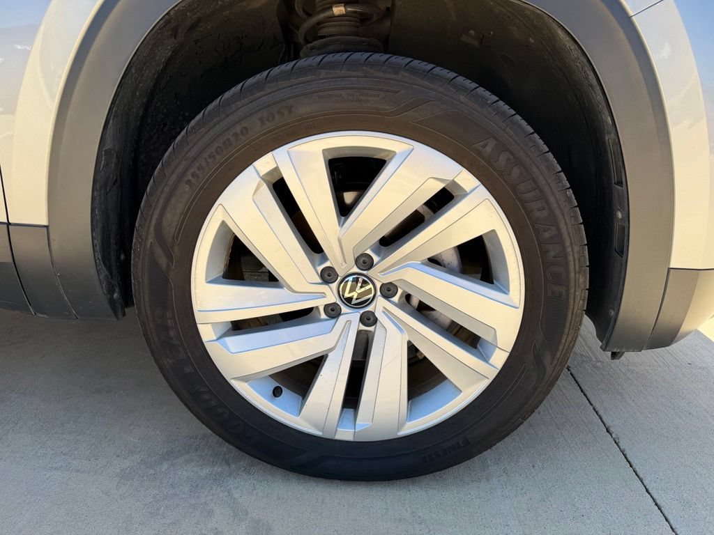 Used 2022 Volkswagen Atlas Cross Sport SE w/ Panoramic Sunroof Package AWD/4WD image 9