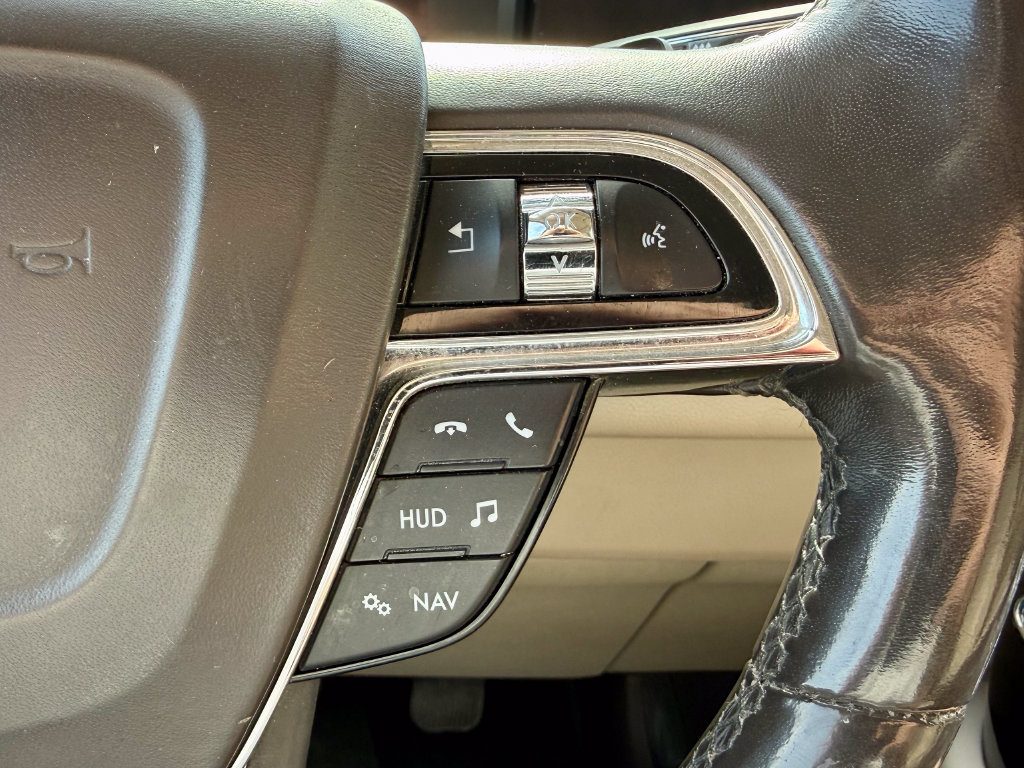 Used 2018 Lincoln Navigator Reserve w/ Technology Package AWD/4WD image 25