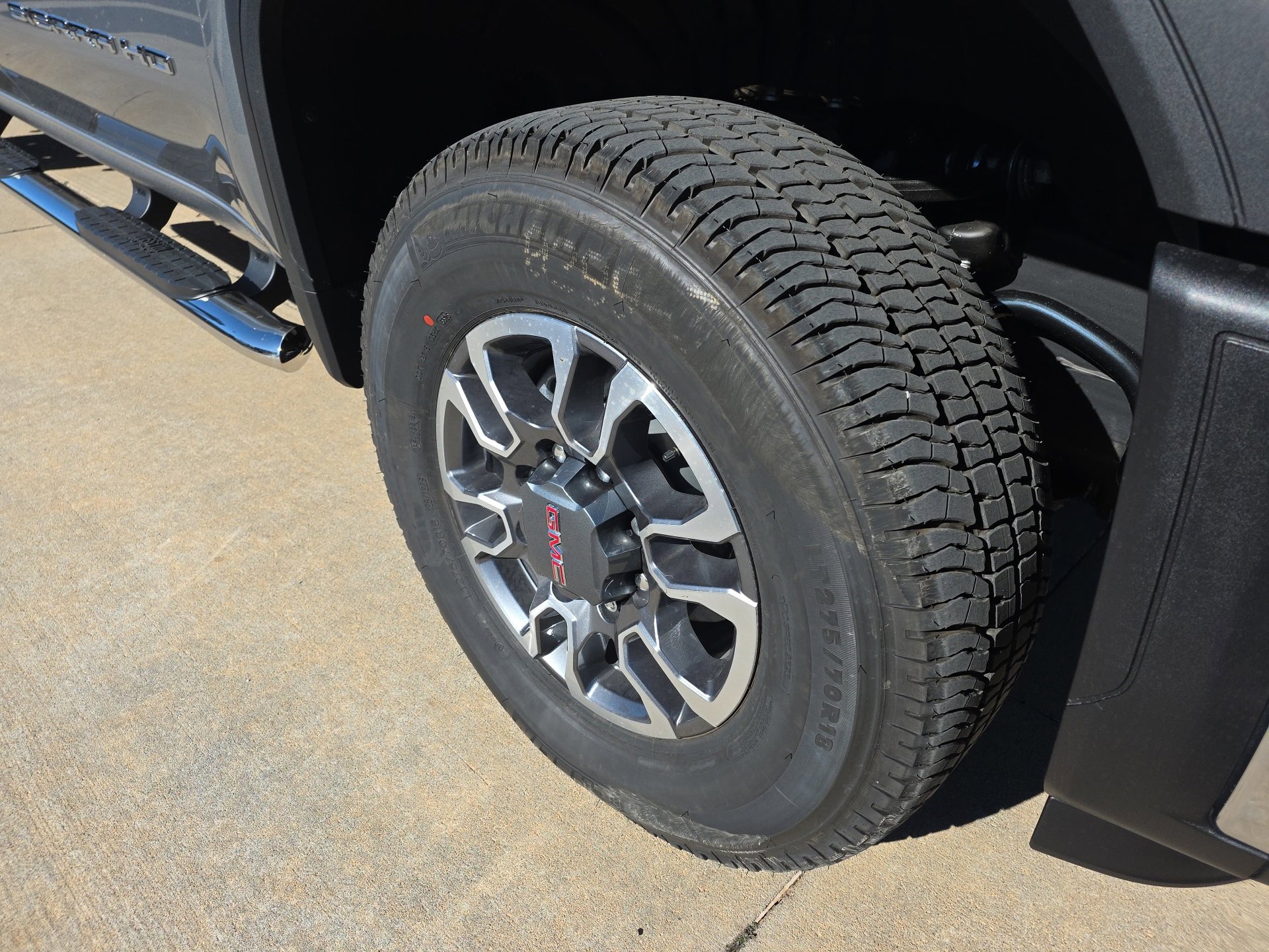 New 2026 GMC Sierra 3500 Pro image 2