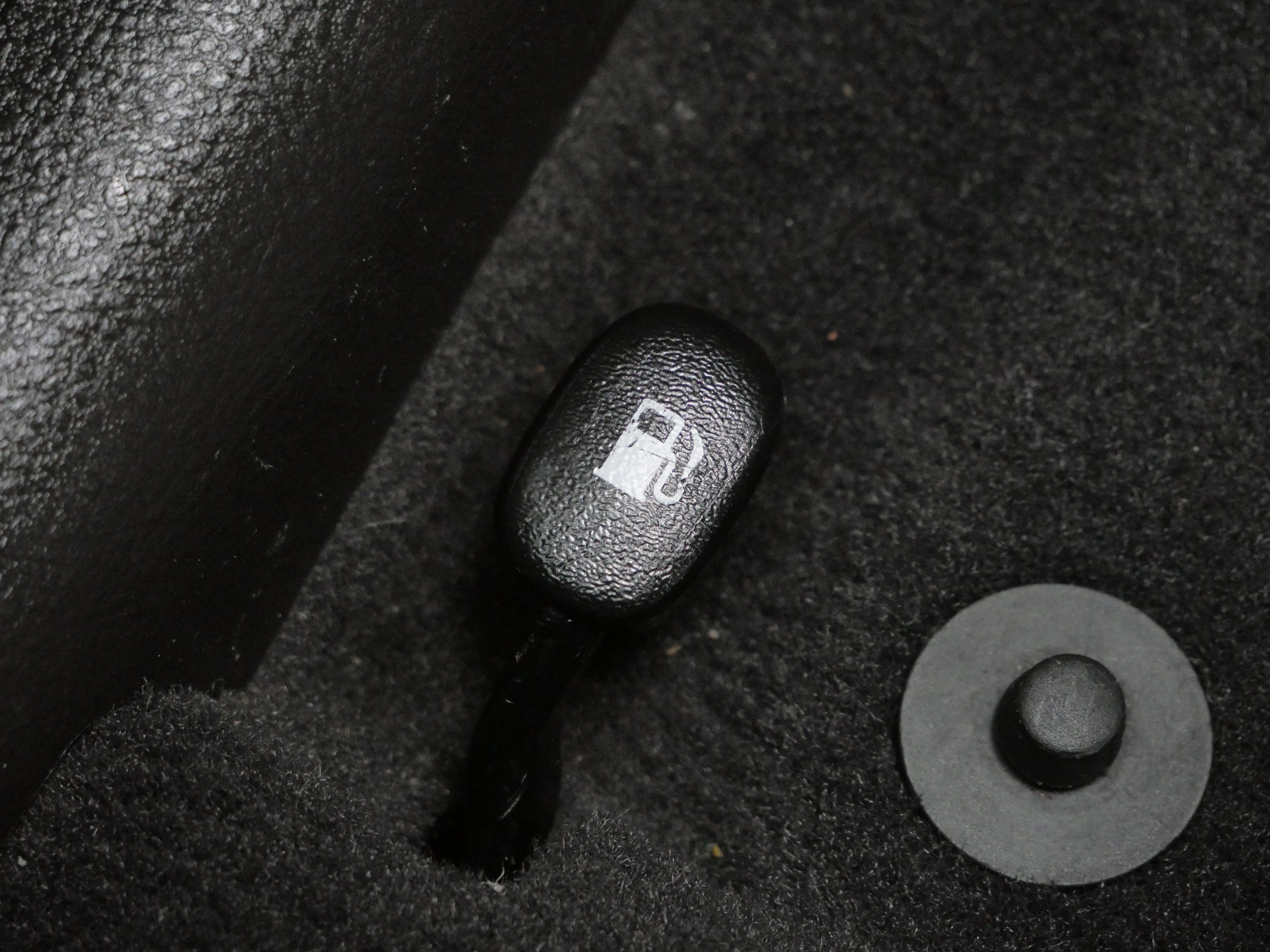 Used 2011 Hyundai Santa Fe GLS image 34