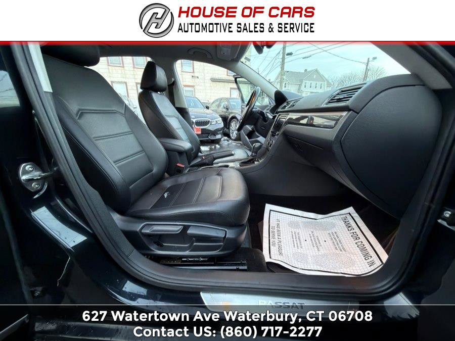 Used 2017 Volkswagen Passat 1.8T SE image 32