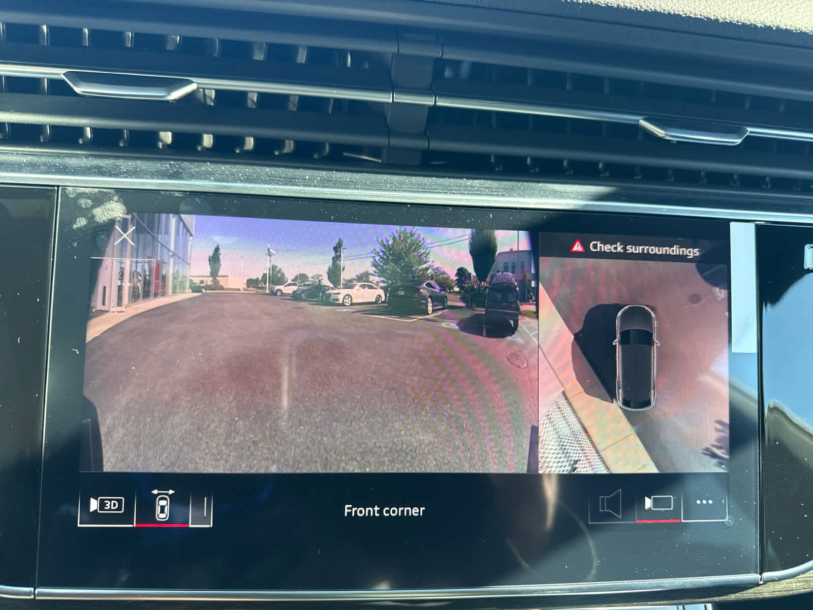New 2025 Audi Q8 Premium Plus image 23