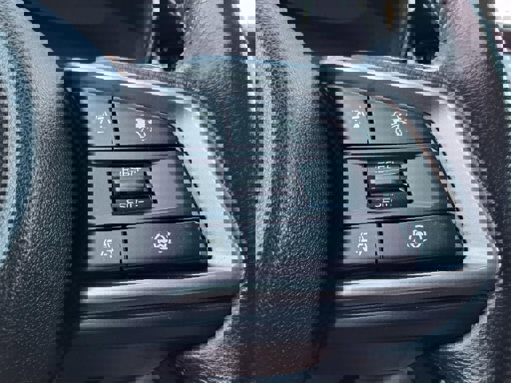 Used 2023 Subaru Outback Premium image 30