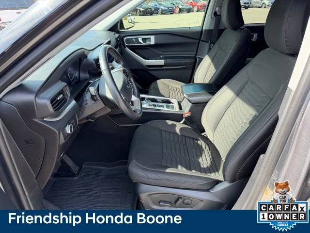 Used 2021 Ford Explorer XLT image 14