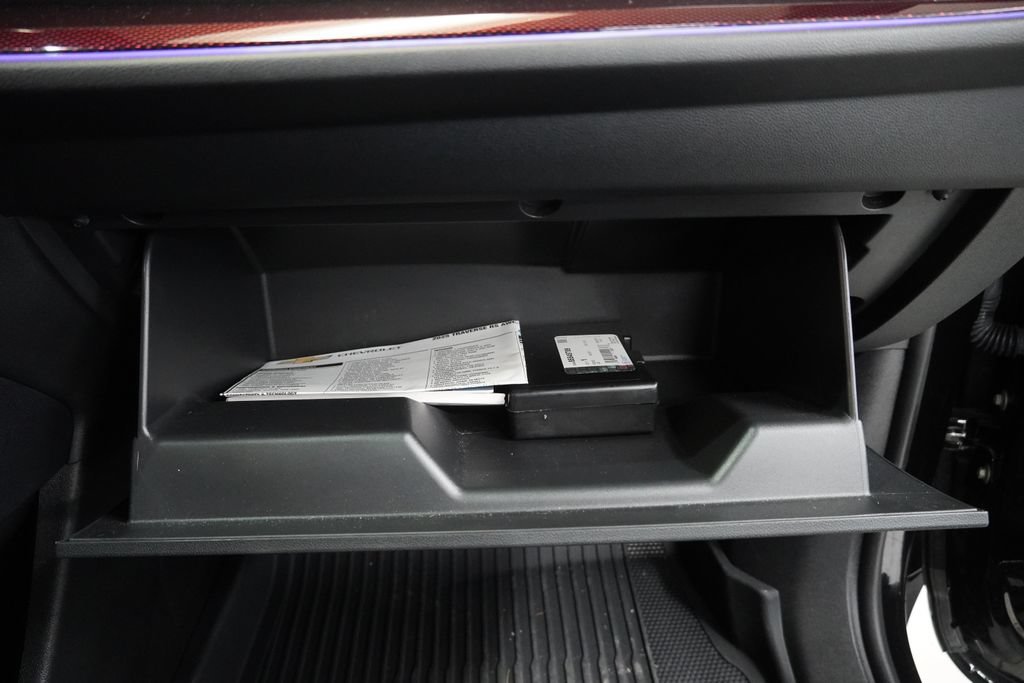 Used 2025 Chevrolet Traverse RS w/ LPO, Floor Liner Package AWD/4WD image 42