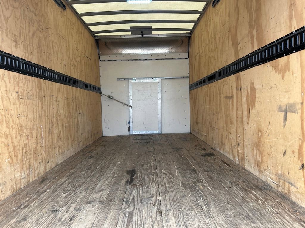 Used 2022 Chevrolet Express 3500 w/ Driver Convenience Package image 16