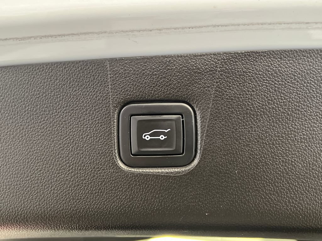 Used 2022 Chevrolet Blazer LT AWD/4WD image 43
