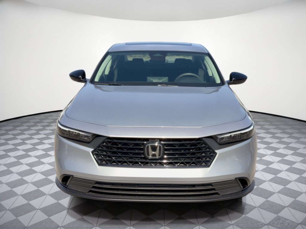 Certified 2025 Honda Accord SE image 6