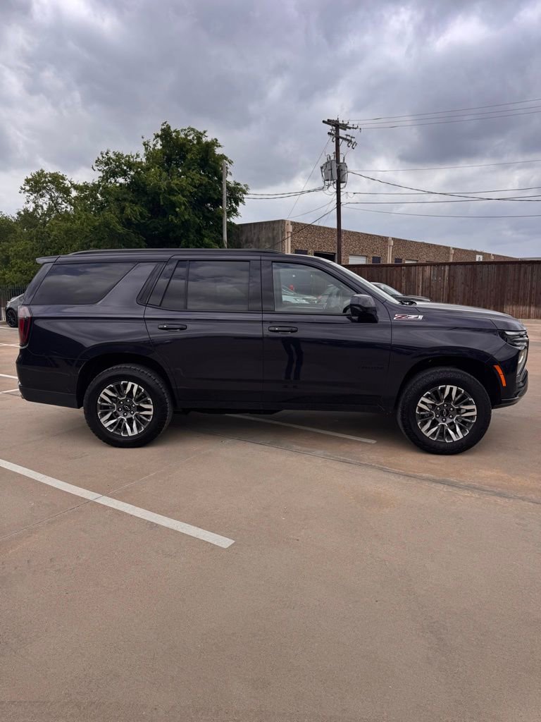 Used 2025 Chevrolet Tahoe Z71 AWD/4WD image 9