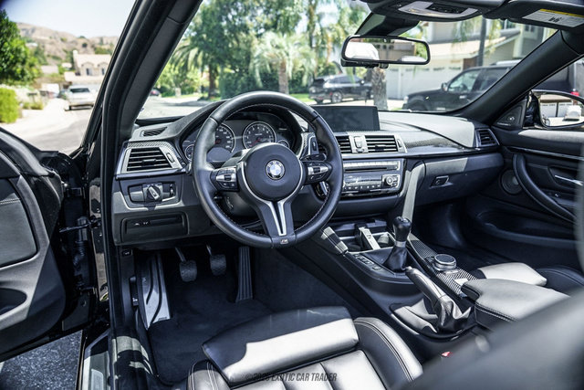 Used 2020 BMW M4 Convertible w/ Competition Package RWD image 46
