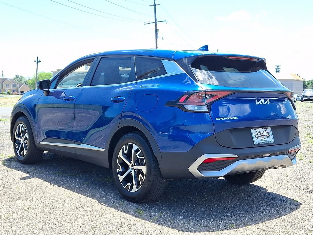 Certified 2023 Kia Sportage EX FWD image 5