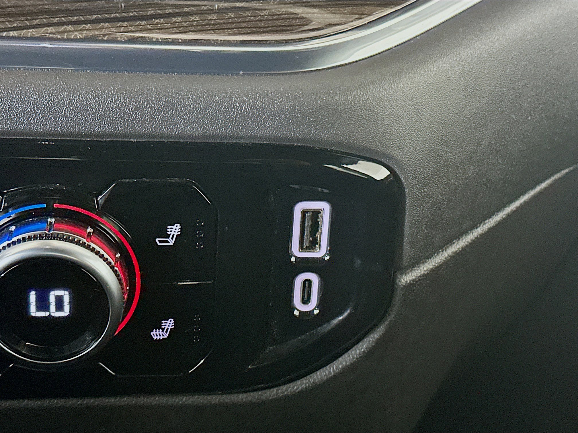 Used 2024 GMC Sierra 1500 Elevation image 25