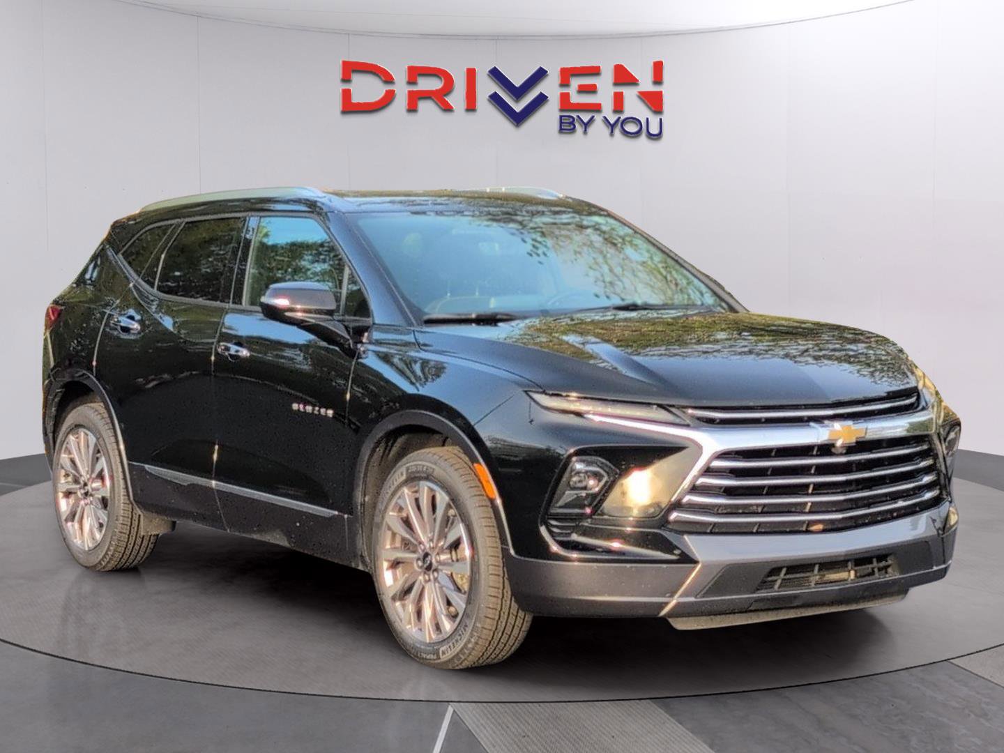 Used 2023 Chevrolet Blazer Premier w/ Driver Confidence II Package image 7