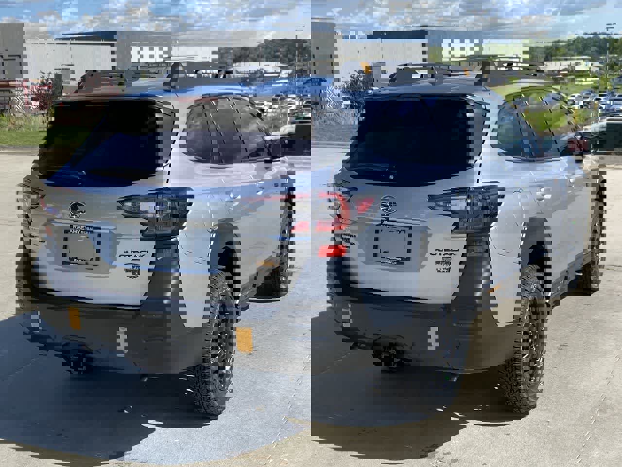 Used 2025 Subaru Outback Wilderness image 6