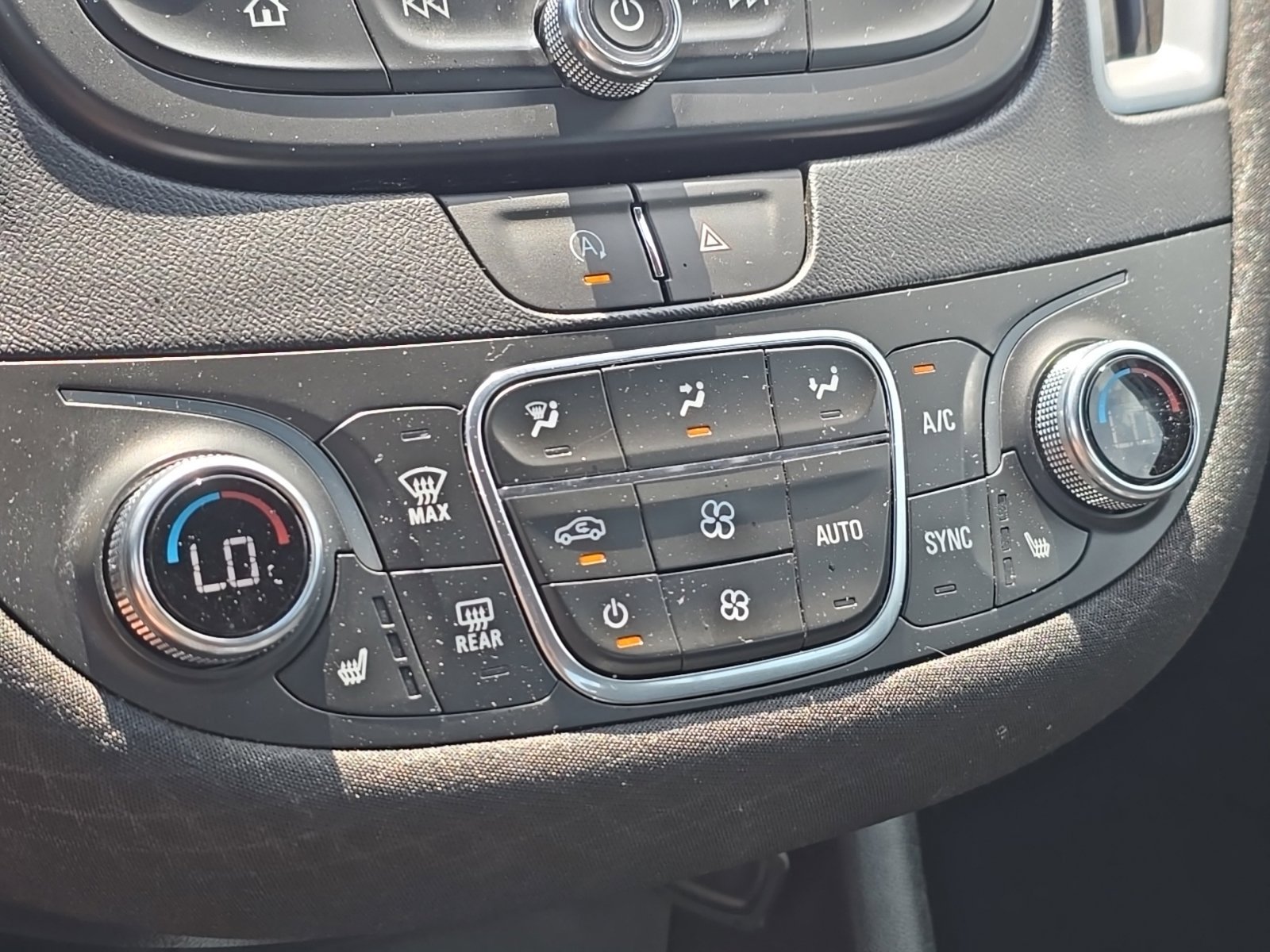 Used 2024 Chevrolet Malibu LT FWD image 31