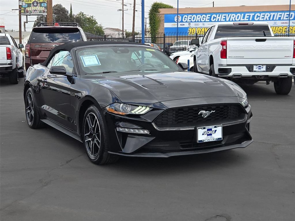 Used 2022 Ford Mustang Premium RWD image 25