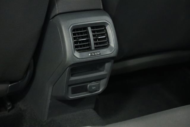 Used 2019 Volkswagen Tiguan S image 30