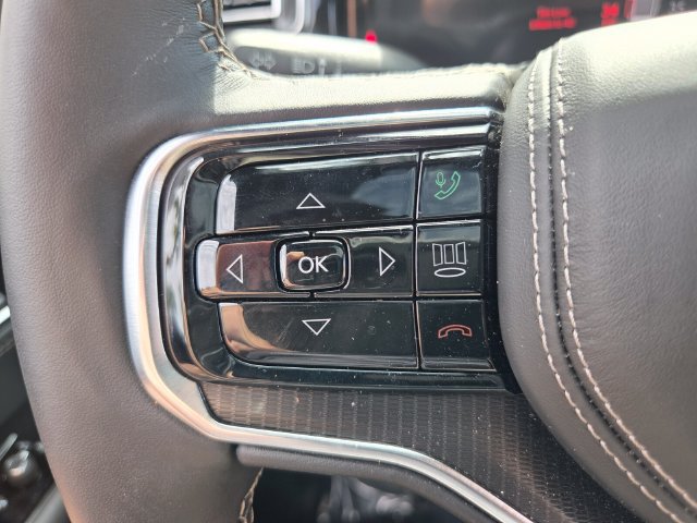 New 2025 Jeep Grand Wagoneer L Series II Obsidian w/ Quick Order Packagew 28T AWD/4WD image 28