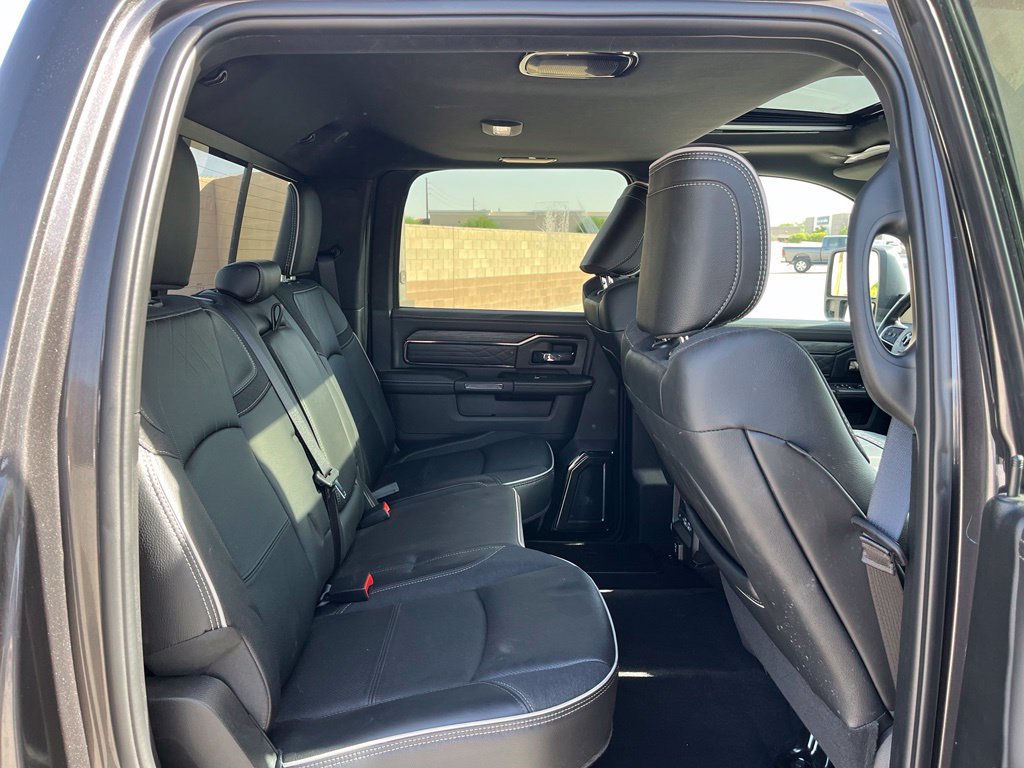 Used 2025 RAM 3500 Limited AWD/4WD image 19