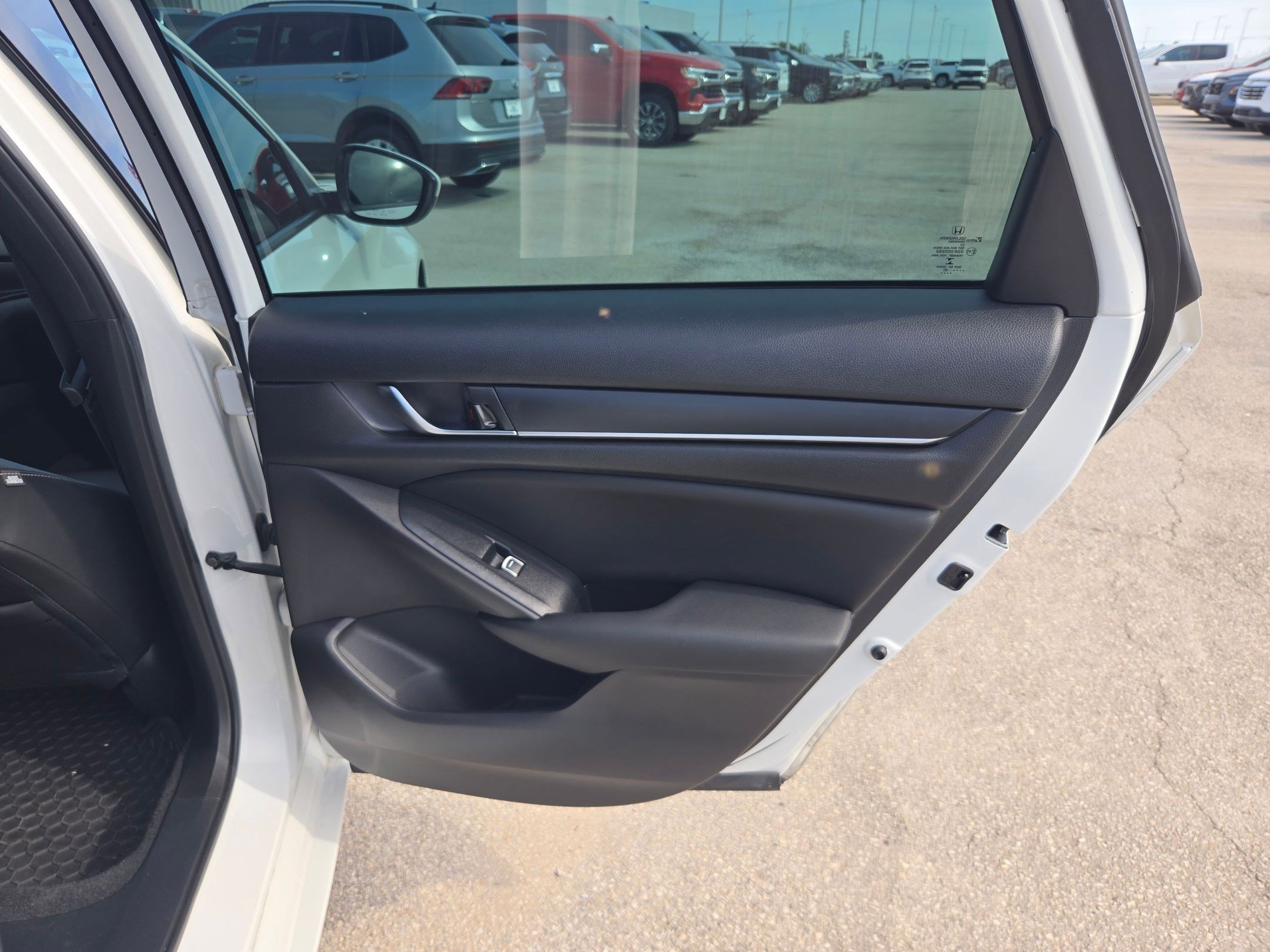 Used 2020 Honda Accord Sport image 23