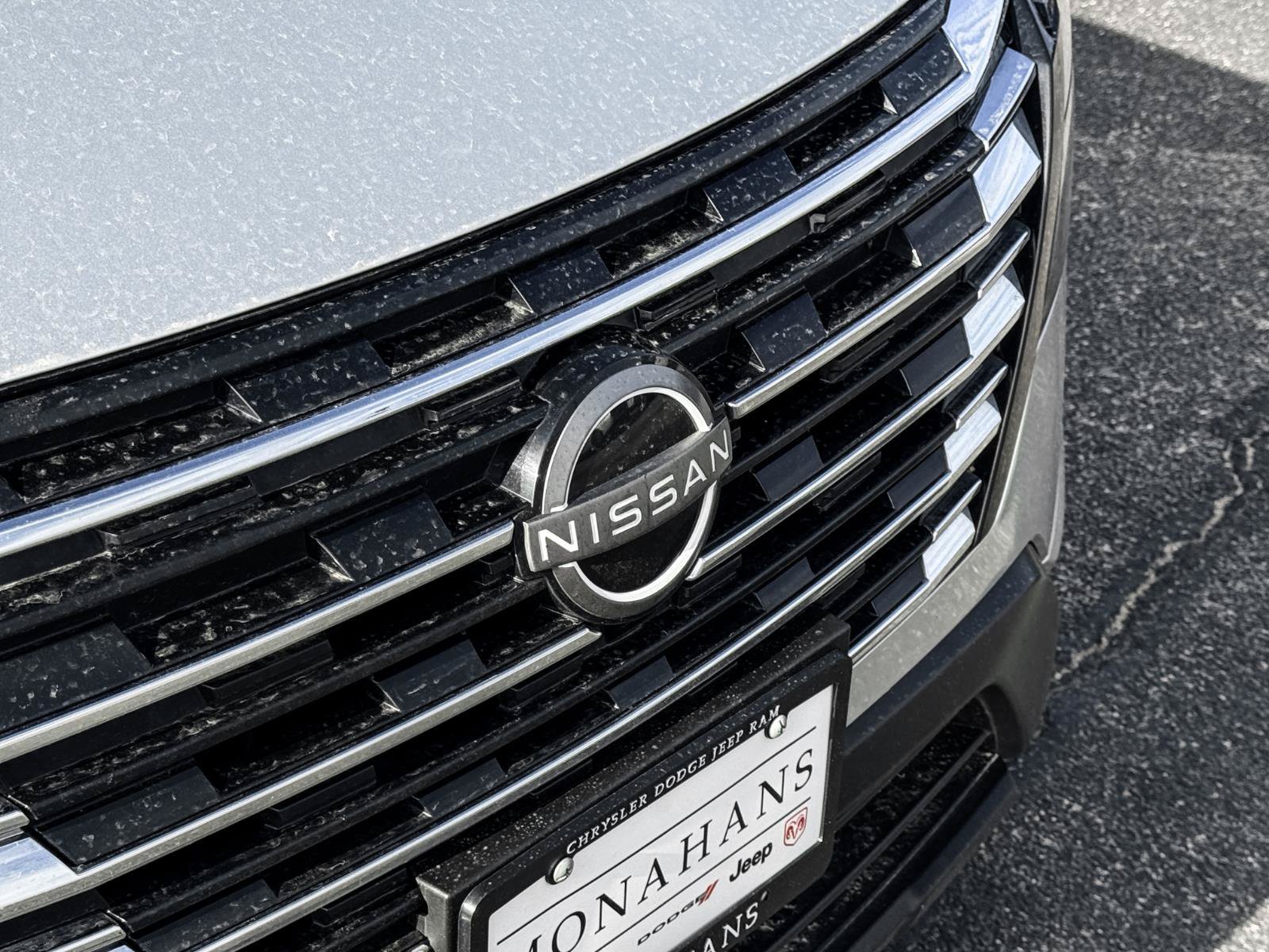 Used 2024 Nissan Rogue SV FWD image 7